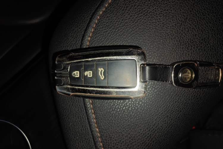 Used Toyota Camry 2022 2.0GVP Premier Edition
