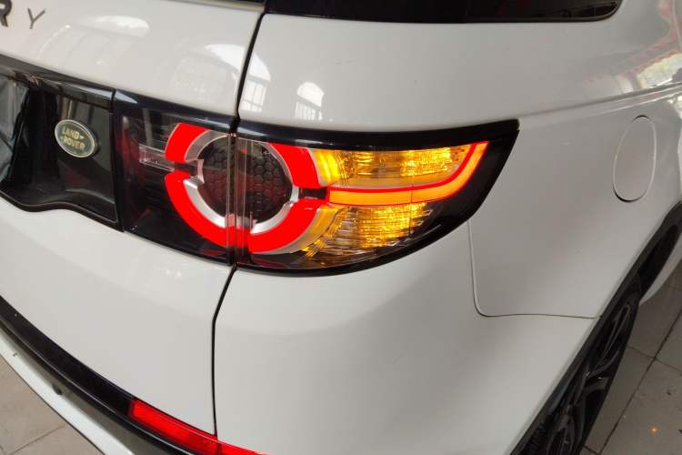 Used Land Rover Discovery Sport 2019 240 PS SE Dynamic Version China V Standard
