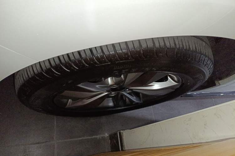 Used Toyota Sienna 2024 2.5L Hybrid Four-Wheel Drive Prestige Edition