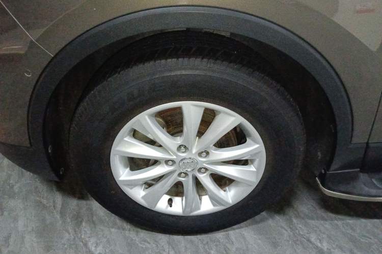 Used Buick Envision 2017 28T Four-Wheel Drive Luxury Model
