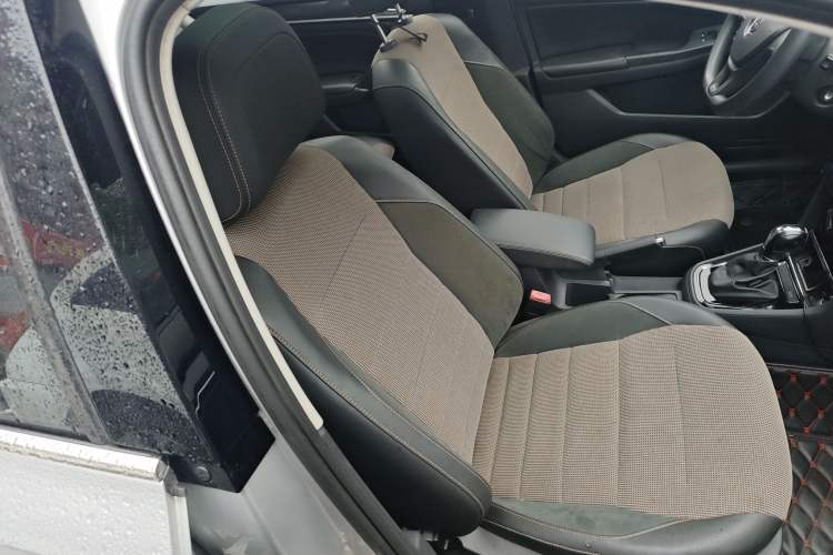 Used Volkswagen C-TREK 2017 1.6L Automatic Comfort Model
