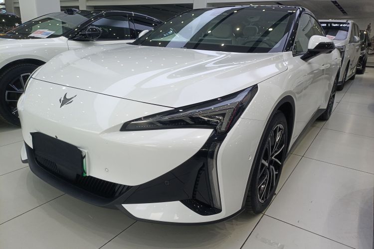 Used ARCFOX Alpha S5 2024 708MAX 200kW
