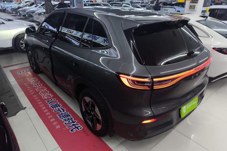 Used  E5 2024 440km Launch Edition
