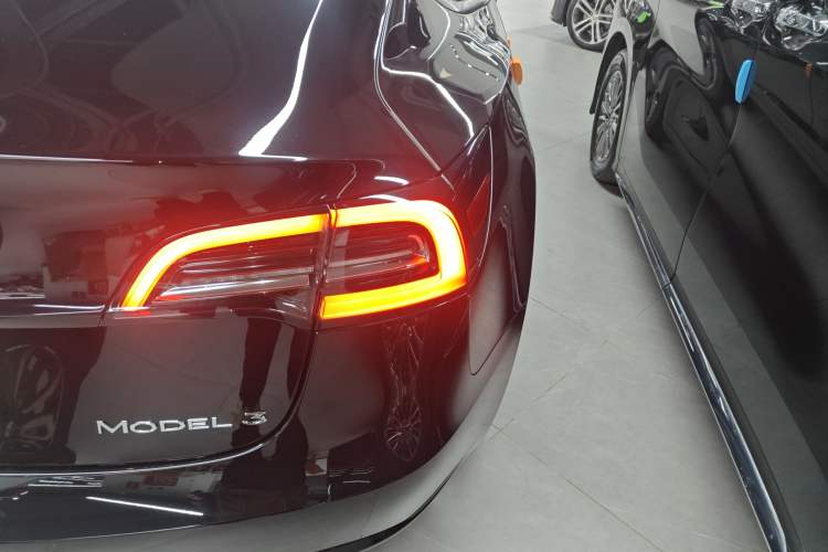 Used Tesla Model 3 2022 Rear-Wheel-Drive Version
