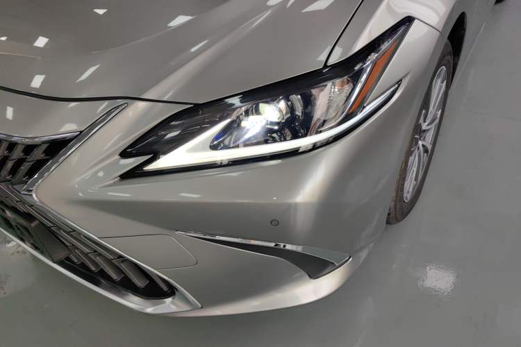 Used Lexus ES 2022 200 Excellence Edition
