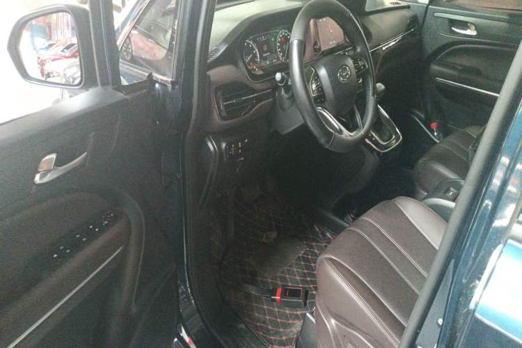 Used GAC Trumpchi M6 2019 270T DCT Luxury Edition (7-seater) China VI