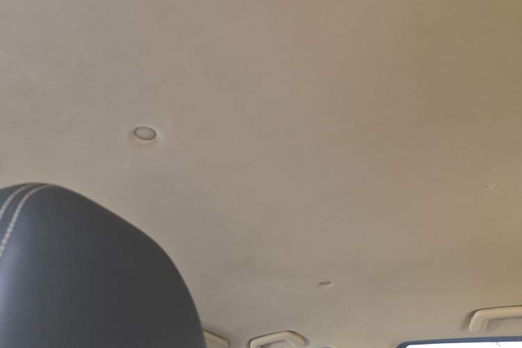 Used Dongfeng Fengon S560 2018 1.8L CVT Elite Model 7 Seats
