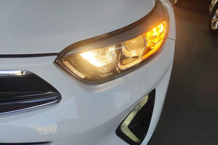 Used Kia kx1 Stonic 2021 1.4L Automatic Fun & Sport Edition
