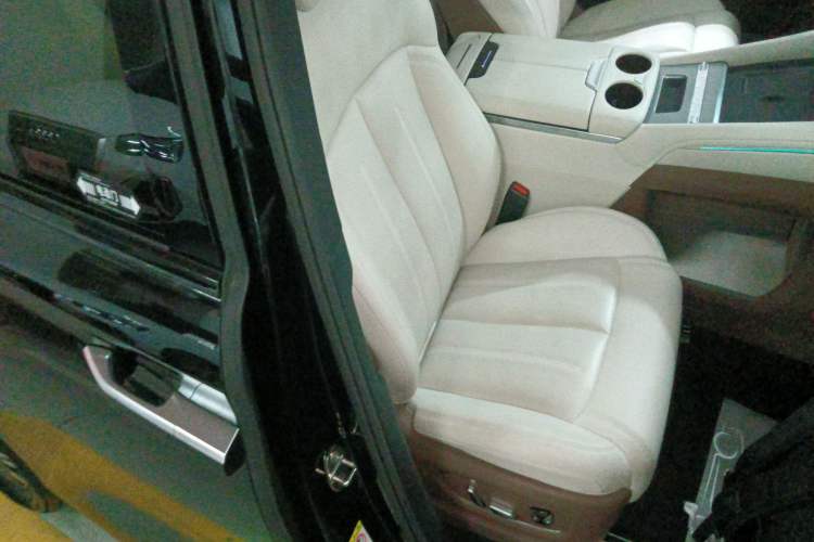 Used BYD Xia 2025 DM-i 1.5T 180km Excellence Model
