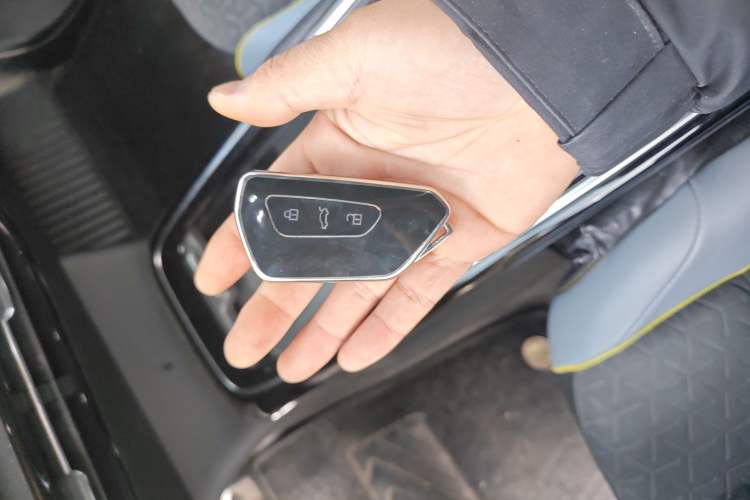 Used Volkswagen ID.4 X 2021 Pro Smart Long-Range Edition
