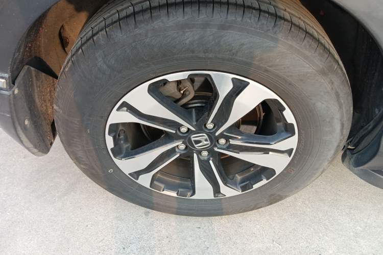 Used Honda CR-V 2017 240TURBO CVT Front-Wheel Drive Fashion Edition