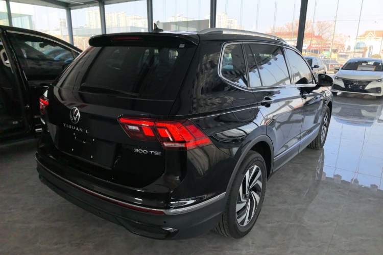 Used Volkswagen Tiguan L 

