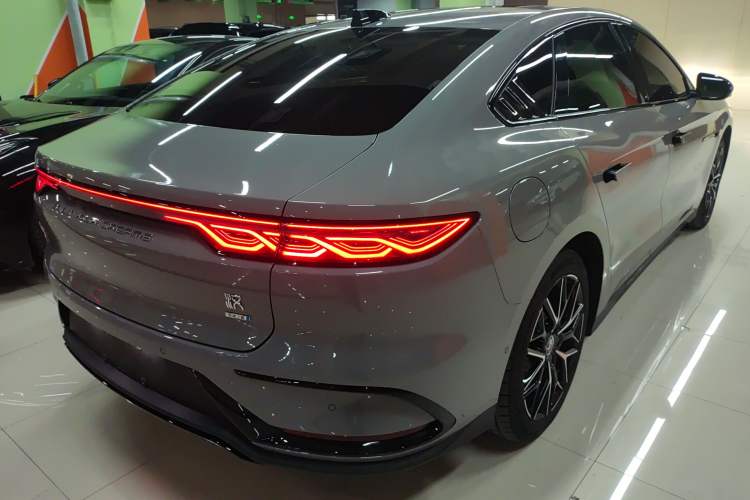 Used BYD Han 2025 DM-i Smart Drive 125KM Prestige Model
