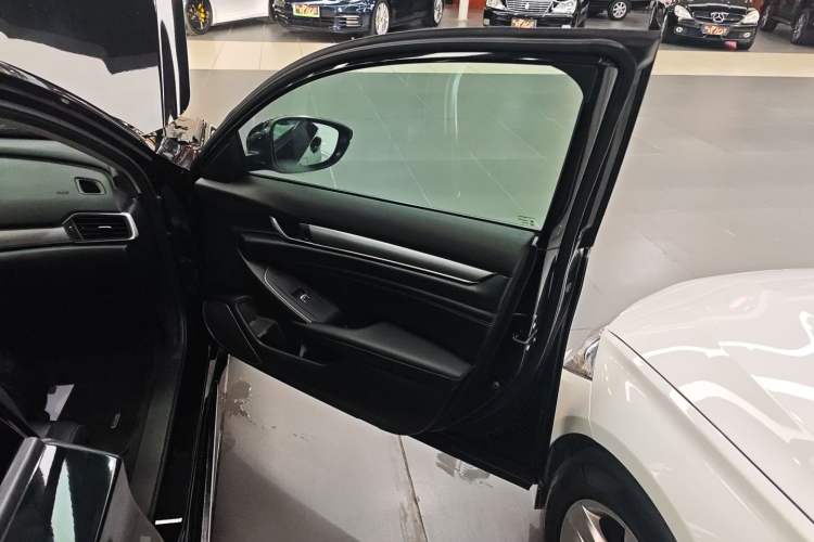 Used Honda Accord 2022 260TURBO Luxury Edition
