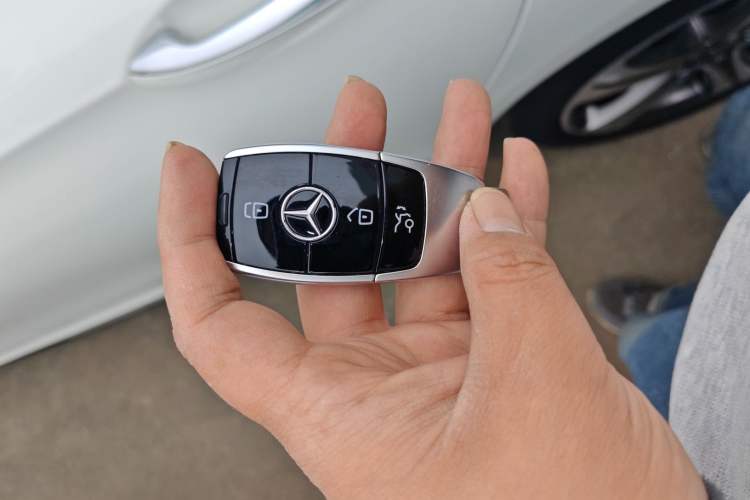 Used Mercedes-Benz E-Class 2016 E 200 L Sport Edition