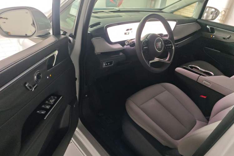 Used Buick GL8 2025 Lu Zun Deluxe Edition
