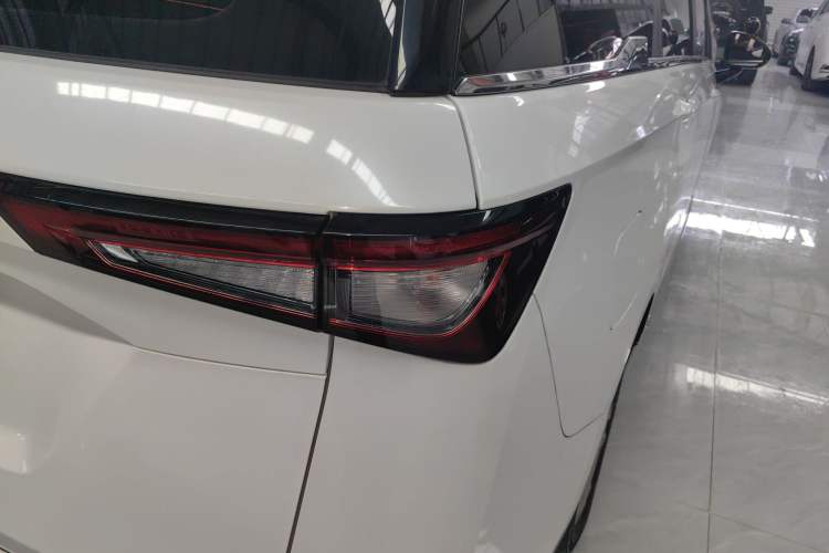 Used Wuling Jiachen 2022 1.5L Manual Comfort Edition