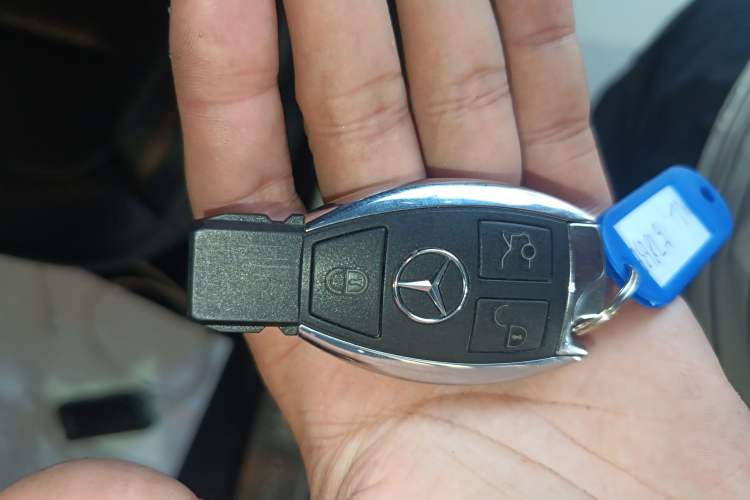 Used Mercedes-Benz M-Class 2015 ML 320 4MATIC