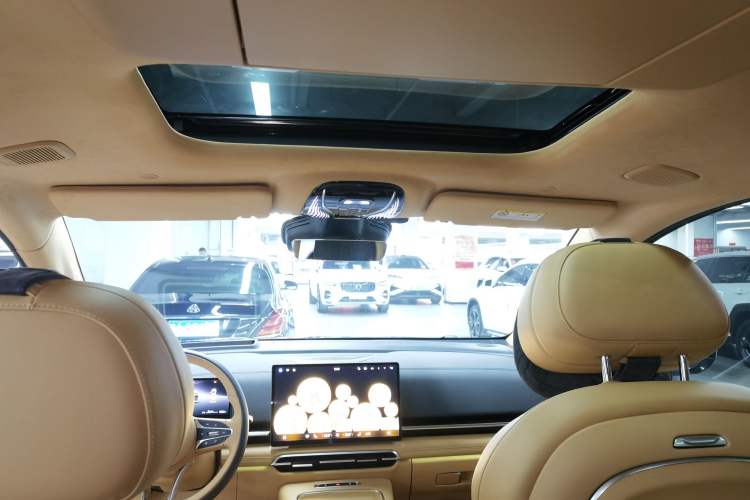 Used VOYAH Dream 2025 PHEV Four-Wheel-Drive Flagship Version – Qiankun Edition