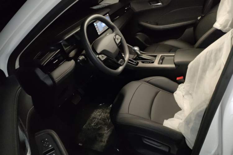 Used Roewe i5 2023 1.5L CVT Luxury Edition
