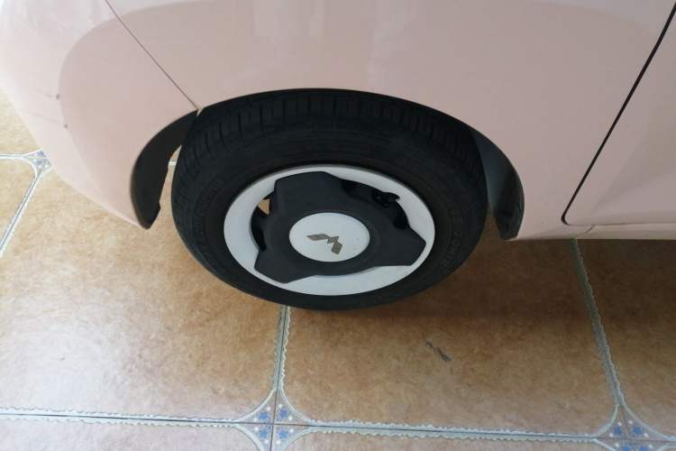 Used Wuling Hongguang MINIEV 2022 Macaron Premium Model – Lithium Iron Phosphate