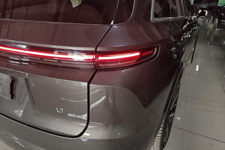 Used Li Auto L7 2024 Ultra Model
