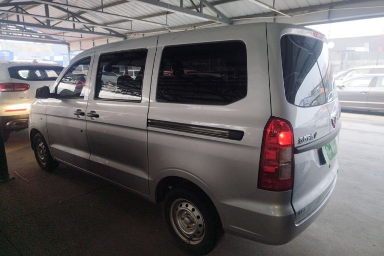 Used Wuling Hongguang V 2022 1.5L Jingqu Edition Electric-Assist LAR
