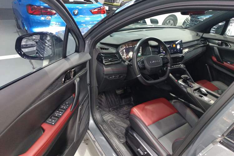 Used Lynk & Co 06 2020 1.5T JinPro model
