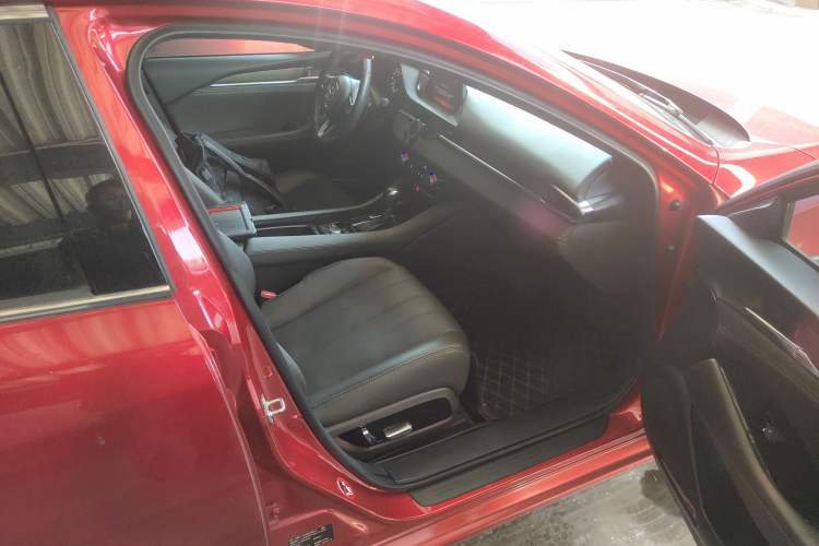 Used Mazda Atenza 2020 2.5L Sky Blue Prestige Edition
