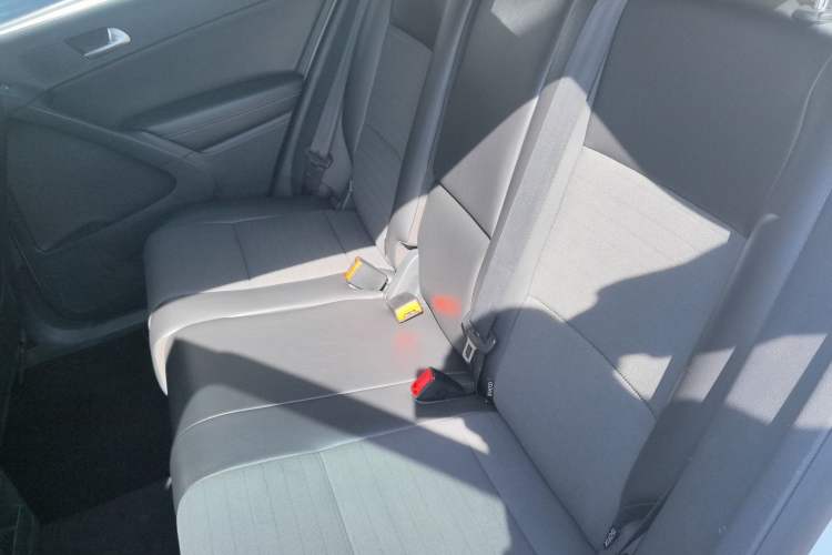 Used Volkswagen Tiguan 2016 280TSI Automatic Two-Wheel-Drive Silk Road Style Edition