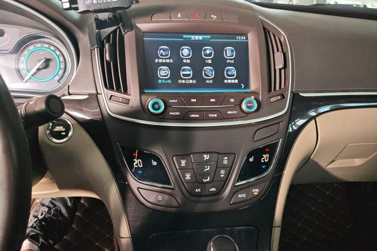 Used Buick Regal 2015 2.0L Elite Fashion Edition
