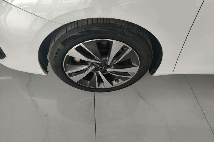 Used Peugeot 408 2022 1.6T Light-Chasing Edition
