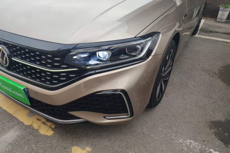 Used Volkswagen Passat 2022 330TSI Starry Luxury Edition
