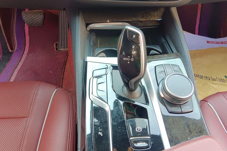 Used BMW 5 Series 2022 Restyled 525Li M Sport Package
