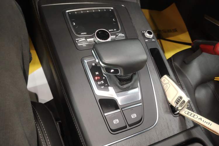 Used Audi Q5L 2020 45 TFSI Prestige Elegant Edition
