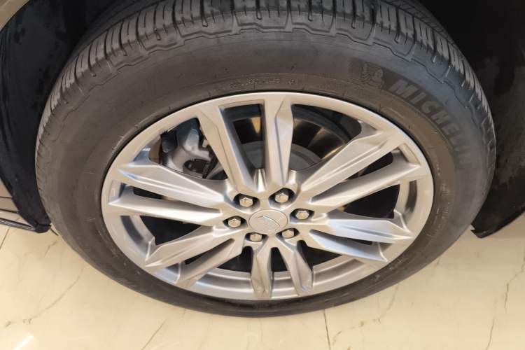 Used Cadillac XT6 2021 2.0T Six-Seater Four-Wheel-Drive Luxury Version
