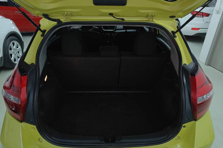 Used Toyota YARiS L 2016 Revised 1.5E CVT Charming Edition
