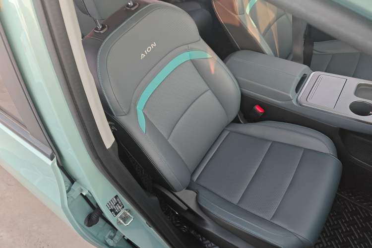 Used AION Y 2023 Plus 510 Smart Edition