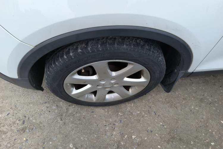 Used Buick Encore 2015 1.4T Automatic Two-Wheel Drive Urban Leading Model
