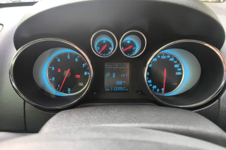 Used Changan CS35 2014 1.6L Automatic Luxury Model China IV Standard
