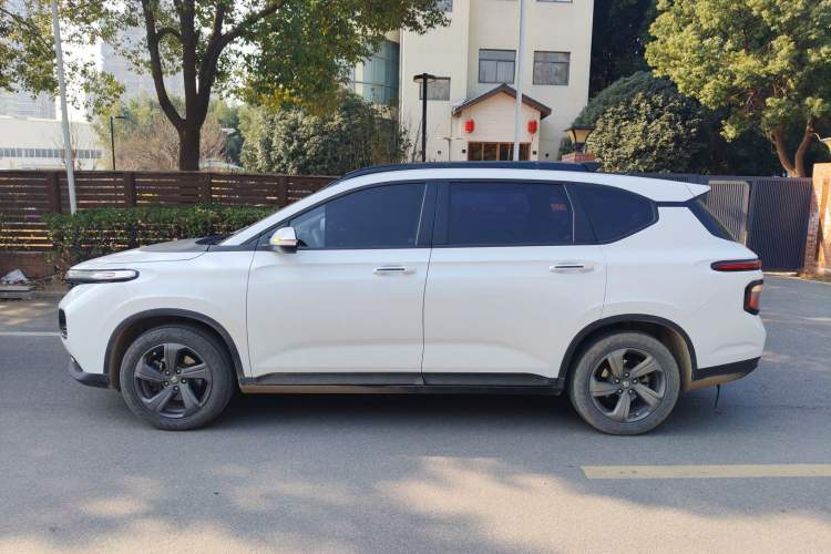 Used Baojun RM-5 2019 1.5T CVT Elite Version with 24-Hour Online Service 7 Seats
