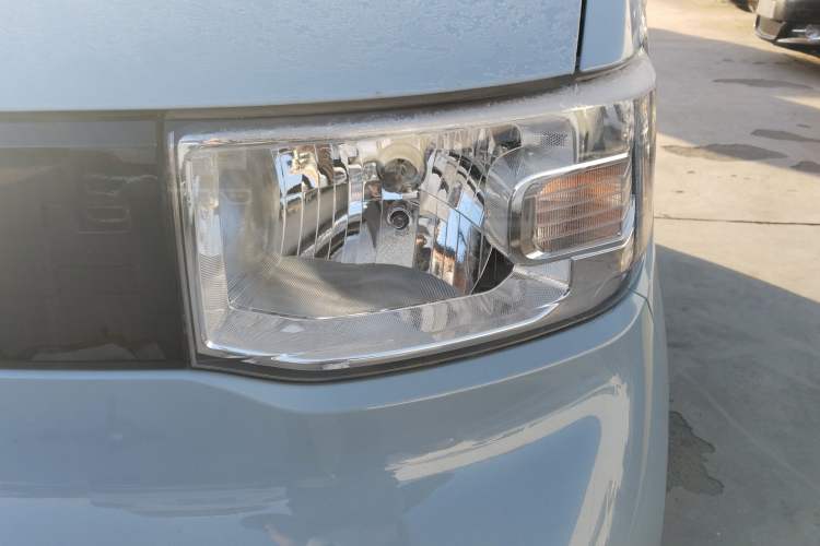 Used Wuling Hongguang MINIEV 2021 Macaron Premium Model – Lithium Iron Phosphate