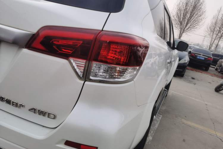 Used Nissan Terra 2020 2.5L XL Upper 4WD Automatic Four-Wheel Drive Luxury Edition
