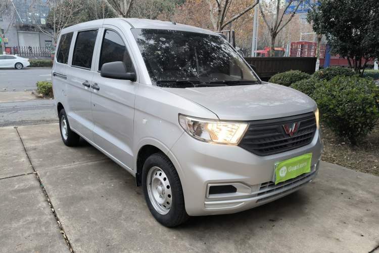 Used Wuling Hongguang V 2022 1.5L Jingqu Edition Electric-Assist LAR
