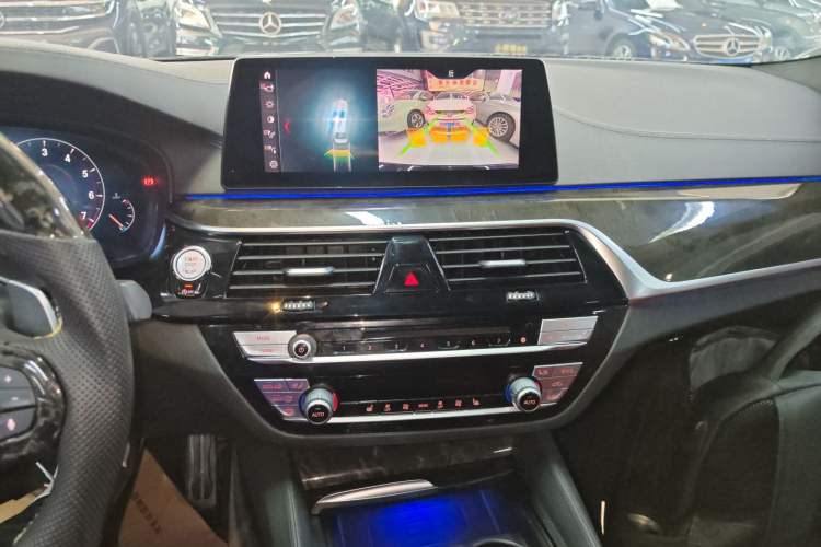 Used BMW 5 Series 2019 530Li Leading Model M Sport Package
