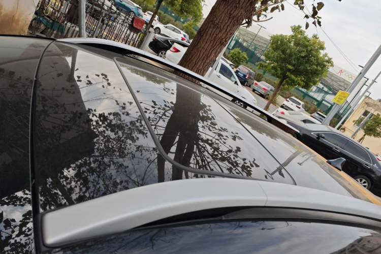 Used Kia kx1 Stonic 2021 1.4L CVT Fun & Sunroof Model
