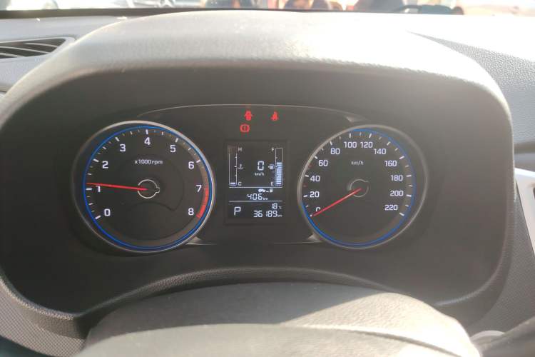 Used Hyundai ix25 2017 1.6L Automatic Smart Version
