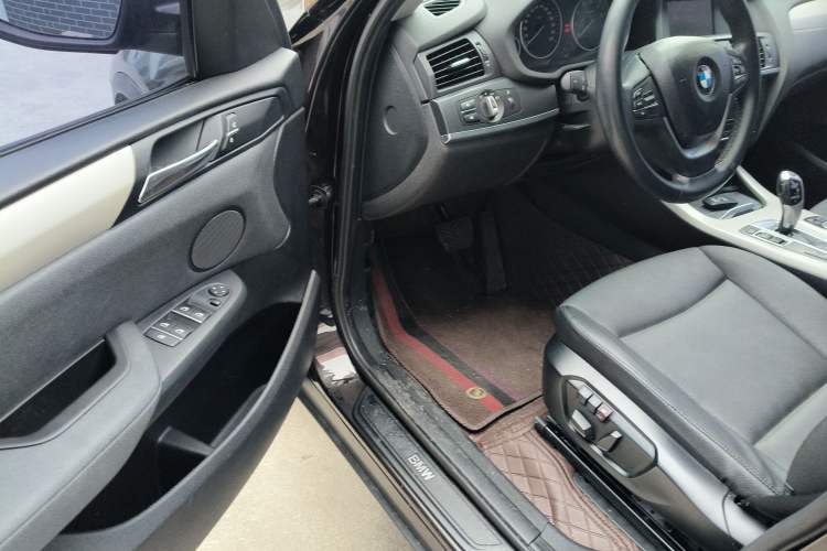 Used BMW X3 2014 xDrive20i Leading Model