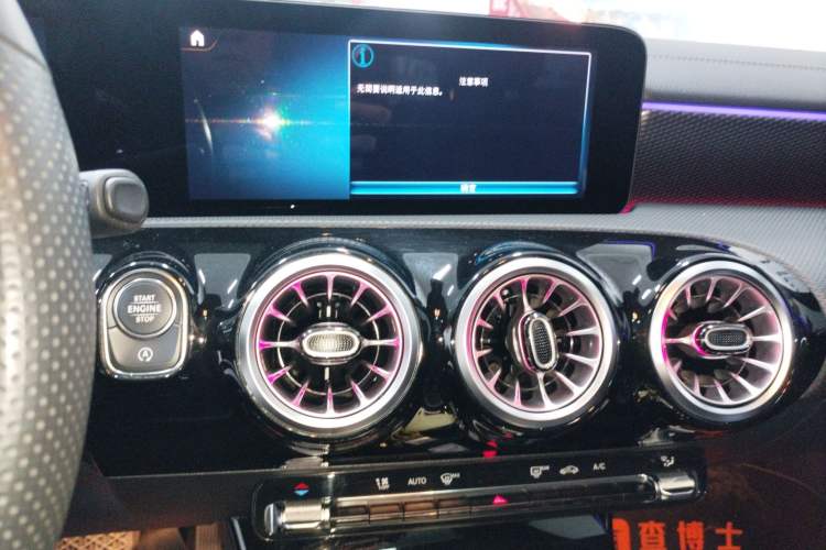 Used Mercedes-Benz A-Class 2022 Restyled A 200 L Sport Sedan Fashion Version
