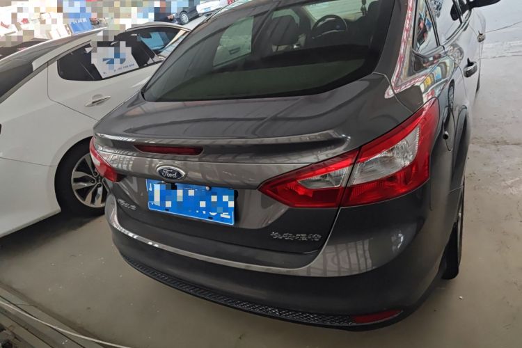 Used Ford Focus 2012 Sedan 1.6L Automatic Comfort Model
